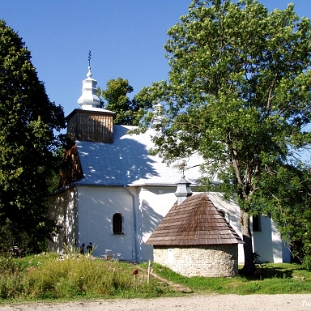 P8190063 Łopienka, cerkiew i kaplica grobowa, 2007 (fot. P. Szechyński)