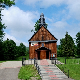 band2 Bandrów Narodowy, dawna cerkiew, ob. kościół rzymskokatolicki, 2020 (foto: P. Szechyński)
