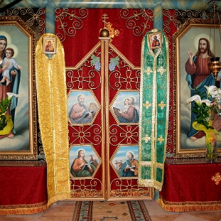 osadne2011i Osadne, cerkiew prawosławna, carskie wrota, 2011 (foto: P. Szechyński)