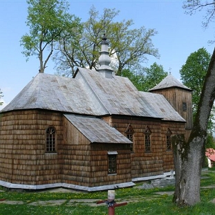 Obraz 027 Stefkowa, cerkiew greckokatolicka pw. św.Paraskewii, ob. kościół rzymskokatolicki (foto: P. Olejnik)
