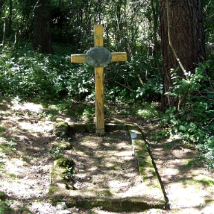 bandrow4 Bandrów Kolonia, cmentarz ewangelicki, grób pastora Franza Salfelda, 2006 (fot. P. Szechyński)