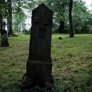 dzwin2 Dźwiniacz Górny, cmentarz, 2016 (foto: P. Szechyński)