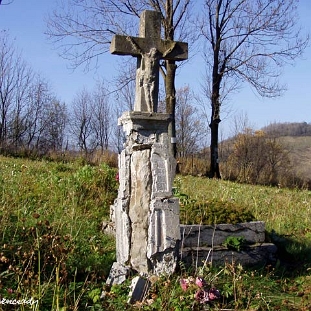 ste12 Stężnica, cmentarz, 2008 (foto: P. Szechyński)