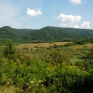 krywe2017b Krywe, widok z cerkiewnego wzgórza Diłok, 2017 (foto: P. Szechyński)