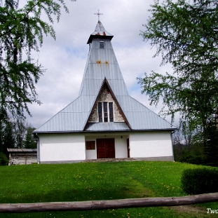 zatwarnica2005j Zatwarnica, kościół rzymskokatolicki, 2005 (foto: P. Szechyński)