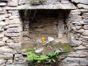 Sianki - grób hrabiny w roku 2006