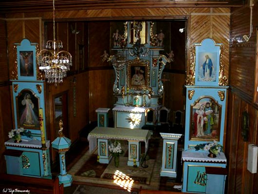 Wnętrze cerkwi w Ustianowej