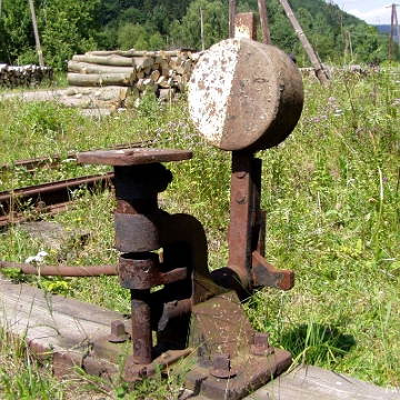 kolejka2006c Bieszczadzka Kolejka Leśna, Mików, dawny plac przeładunkowy, 2006 (foto: P. Szechyński)