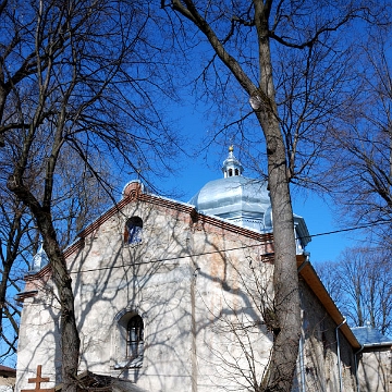 DSC_0093 Baligród, cerkiew, kwiecień 2010 (fot. P. Szechyński)