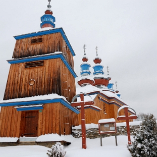 DSC_0033 Komańcza, cerkiew zimą 2010 (foto: P. Szechyński)