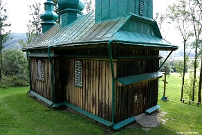 szczawne2010d Szczawne, drewniana trójdzielna cerkiew greckokatolicka z lat 1888-1889, obecnie cerkiew prawosławna, 2010 (fot. P. Szechyński)