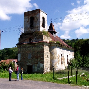P8150046 Tarnawa Górna, cerkiew geckokatolicka, 2004 (foto: P. Szechyński)