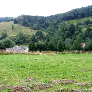 zubracze2005m Żubracze, widok spod cmentarza, 2005 (fot. P. Szechyński)