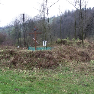 srednie2008a Średnie Wielkie, cmentarz i miejsce po cerkwi, 2008 (foto: P. Szechyński)