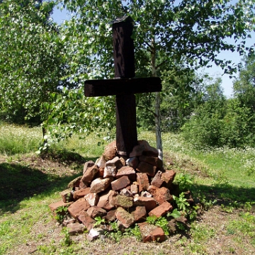 bandrow3 Bandrów Kolonia, miejsce po zborze ewangelickim, 2006 (foto: P. Szechyński)