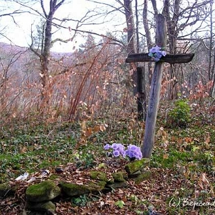 09361322d Bereźnica Niżna, dawny cmentarz, 2004 (fot. J. Milczanowska)