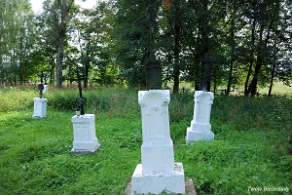 bystre2010a Bystre k. Czarnej, cmentarz, rok 2010 (foto: P. Szechyński)