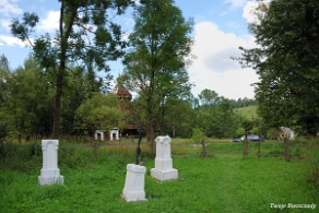 bystre2010c Bystre k. Czarnej, cmentarz, rok 2010 (foto: P. Szechyński)