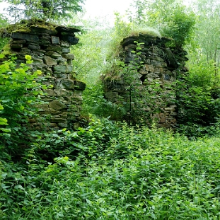 hulskie2010b Hulskie, ruiny cerkwi, 2010 (foto: P. Szechyński)