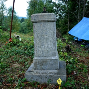 lipie2 Lipie, cmentarz podczas remontu - obóz Magurycza, 08.2017 (foto: P. Szechyński)
