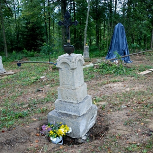 lipie3 Lipie, cmentarz podczas remontu - obóz Magurycza, 08.2017 (foto: P. Szechyński)
