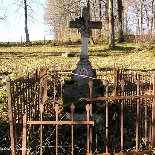 lutowiska9 Lutowiska, cmentarz, jesień 2005 (foto: J. Milczanowska)