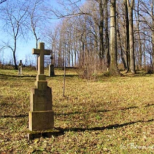 lutowiska4 Lutowiska, cmentarz, jesień 2005, epitafium: Tu spoczywa Stefan Pietjach, gospodarz z Żurawina (foto: J. Milczanowska)