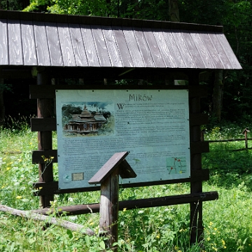 mikow2016h Mików, tablica przy cerkwisku i cmentarzu, 2016 (foto: P. Szechyński)