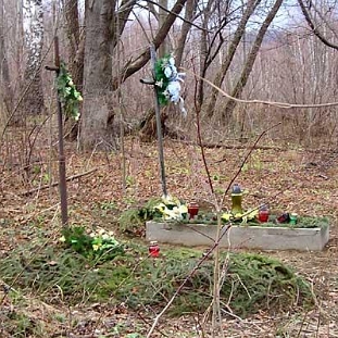 085124rajskie3 Rajskie, cmentarz, 2005 (fot. J. Milczanowska)