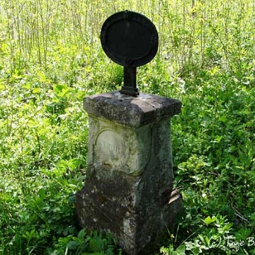 twor12 Tworylne, cmentarz, 2005 (foto: P. Szechyński)