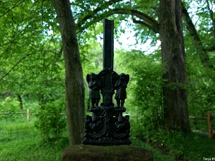 Hulskie, cmentarz i ruiny cerkwi