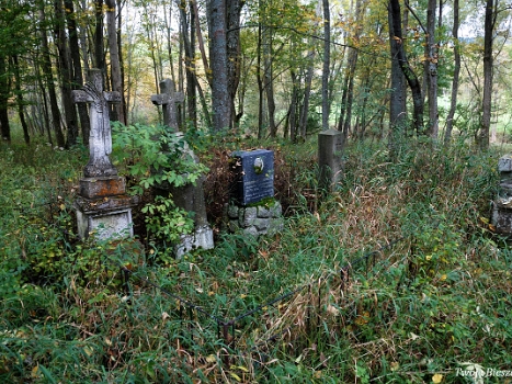 Maniów, cmentarz i miejsce po cerkwi