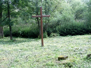 Stuposiany, cmentarz i miejsce po cerkwi