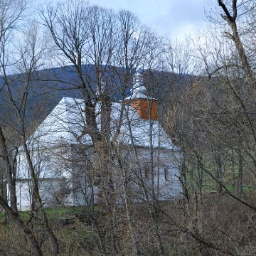 lopienka2010c Łopienka, cerkiew, wiosna 2010 (foto: P. Szechyński)