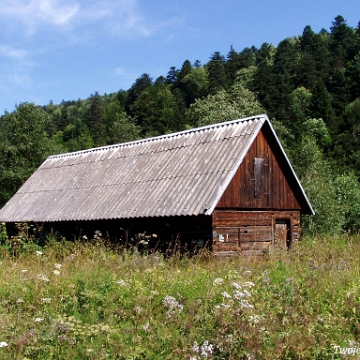 rabe2004b Rabe, budynek z którego powstała chatka studencka "Huczwice", 2004 (foto: P. Szechyński)