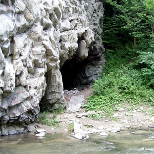 rosolin2005d Rosolin, grota zwana Jaskinią Jahybta, 2005 (foto: P. Szechyński)