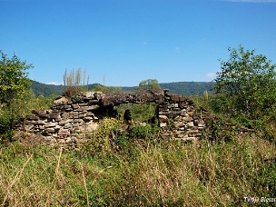Tworylne oraz przysiółek Tworylczyk. Dolina Sanu między Rajskiem a Zatwarnicą
