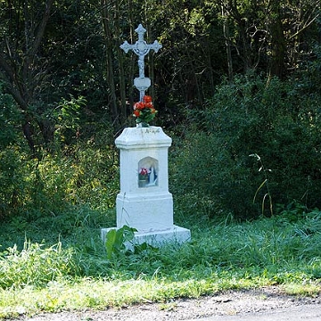 komancza_krzyz Komańcza, krzyż przydrożny (foto: P. Szechyński)