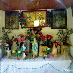 27 Mchawa, kapliczka - wnętrze. (fot. P. Szechyński)