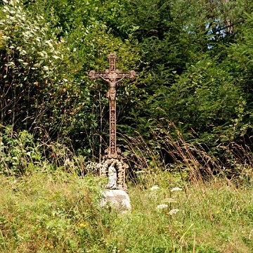 10294104d Balnica, krzyż przydrożny, 2012 (foto: P. Szechyński)