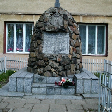 baligrod2003a Baligród, pamięci zamordowanych przez UPA, 2003 (foto: P. Szechyński)