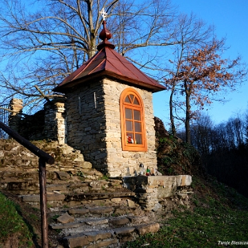 kielczawa11c Kielczawa, kapliczka po remoncie, 2014 (foto: P. Szechyński)