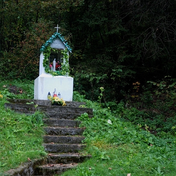 zerdenka1 Żerdenka, przydrożna kapliczka, 2014 (foto: P. Szechyński)