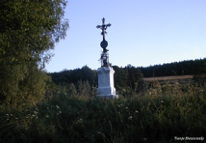 jawornik2003a Jawornik, krzyż przydrożny, 2003 (foto: P. Szechyński)