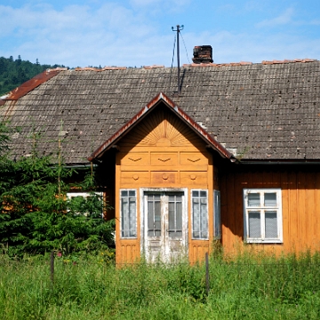 baligrod2010p Baligród, ten sam dom, 2010 (foto: P. Szechyński)