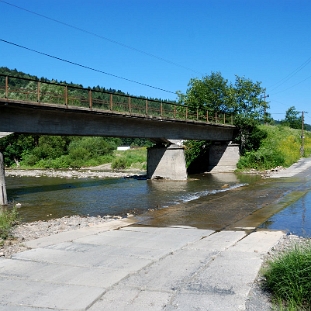 duszatyn2014d Duszatyn, bród oraz most kolejki wąskotorowej, 2014 (foto: P. Szechyński)
