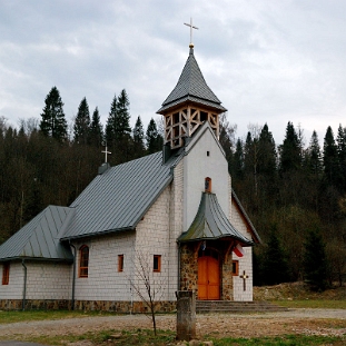 tarnawa2014a Tarnawa Niżna, kościół rzymskokatolicki, 2014 (foto: P. Szechyński)