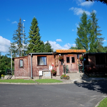 tarnawa2016a Tarnawa Niżna, hotelik "Nad Roztokami", 2016 (foto: P. Szechyński)