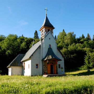 tarnawa2016b2 Tarnawa Niżna, kościół rzymskokatolicki, 2016 (foto: P. Szechyński)