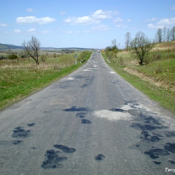 oslawica2003b Osławica, droga od strony Smolnika, 2003 (foto: P. Szechyński)